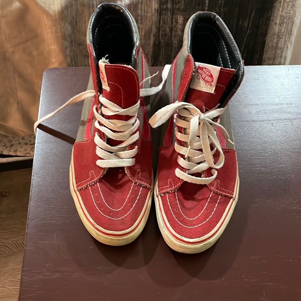 Old school Vans Hight ops. Size 8.5